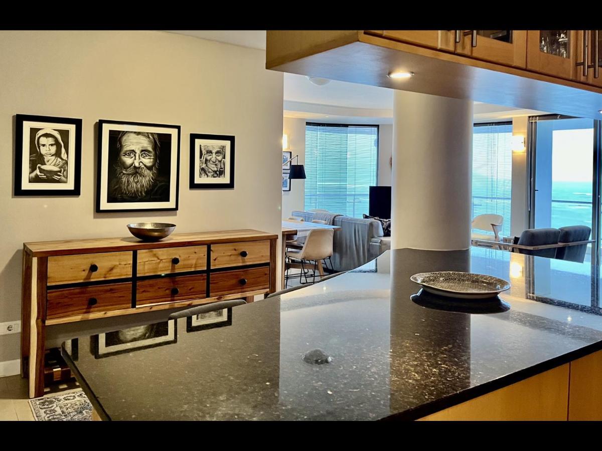 Hibernian Towers 1103 Apartment Cape Town